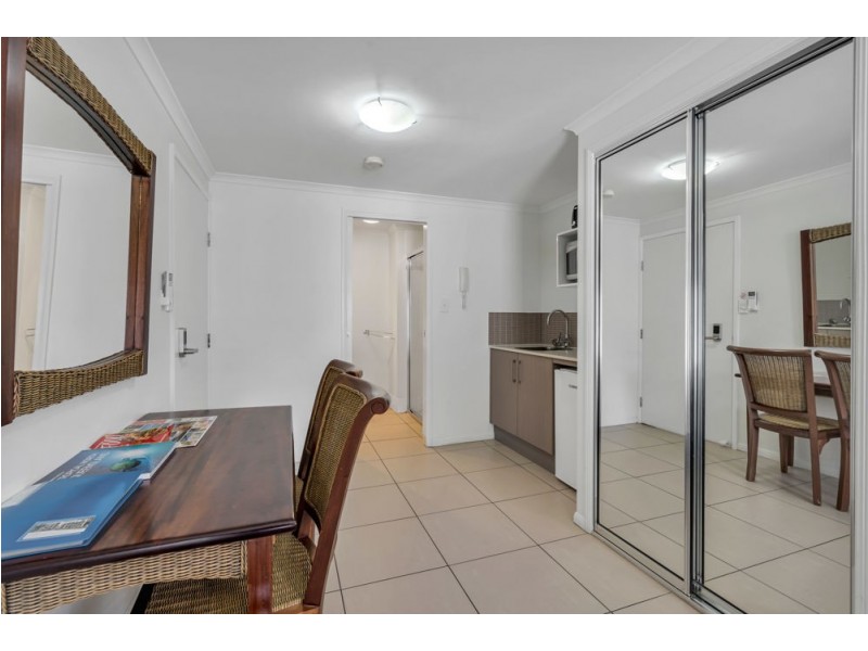 107/2 Oliva Street, Palm Cove QLD 4879