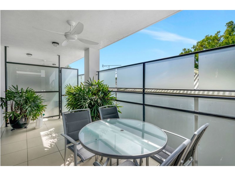 107/2 Oliva Street, Palm Cove QLD 4879