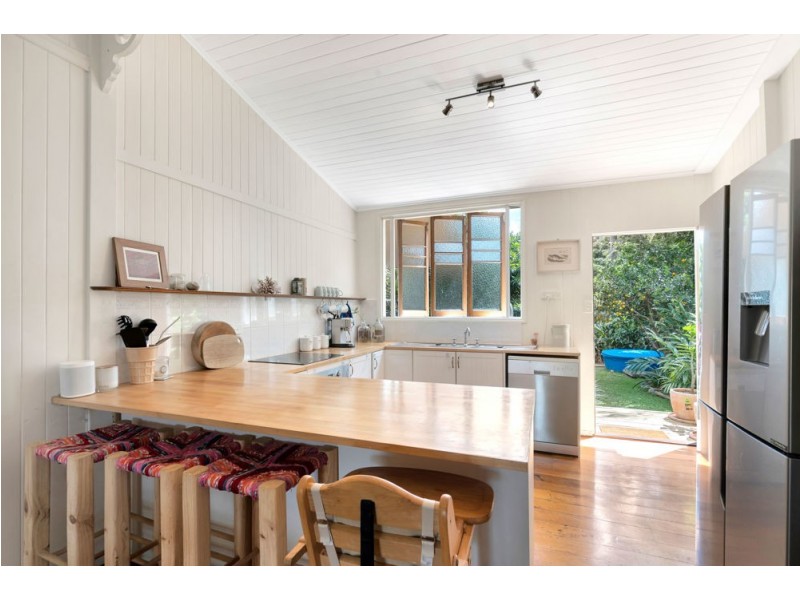 78 Reservoir Road, Manoora QLD 4870