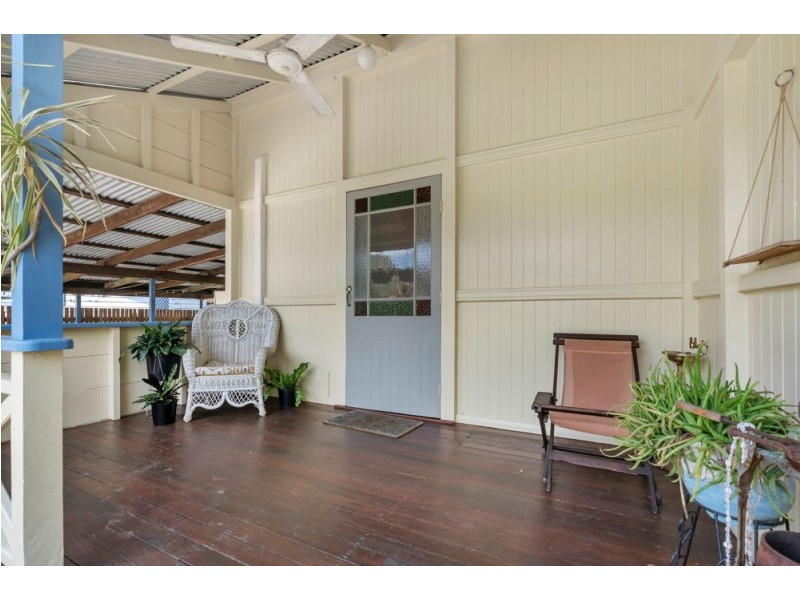 78 Reservoir Road, Manoora QLD 4870