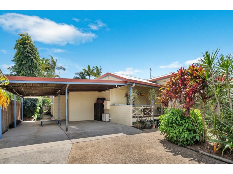 78 Reservoir Road, Manoora QLD 4870