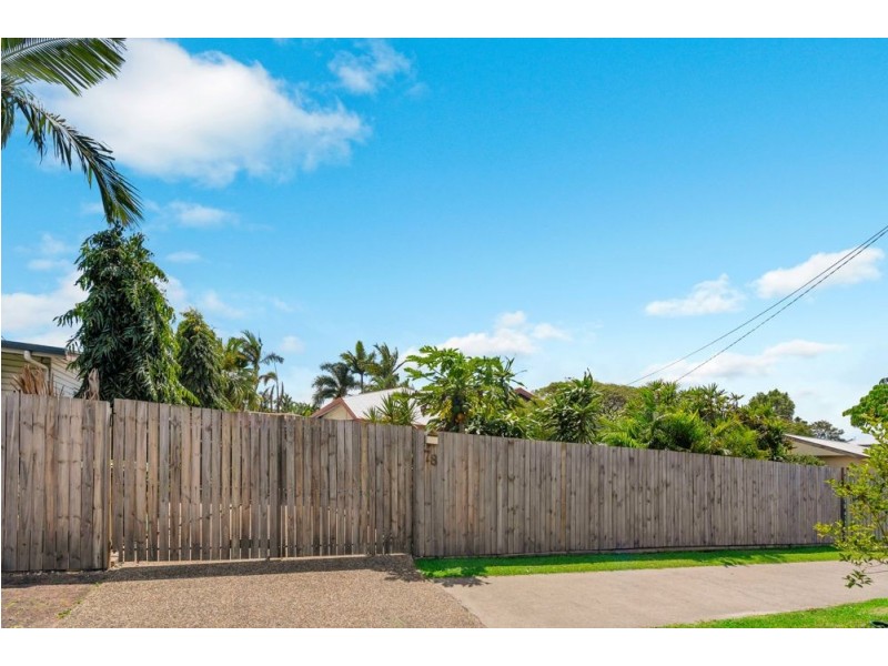 78 Reservoir Road, Manoora QLD 4870