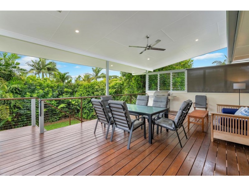 211 Woodward Street, Whitfield QLD 4870