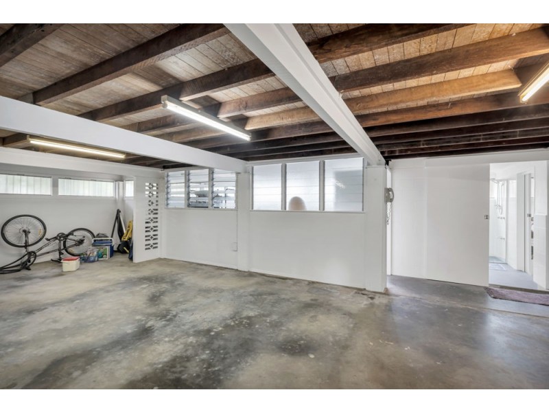 211 Woodward Street, Whitfield QLD 4870