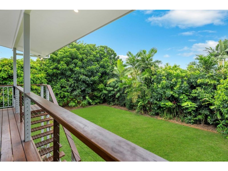 211 Woodward Street, Whitfield QLD 4870