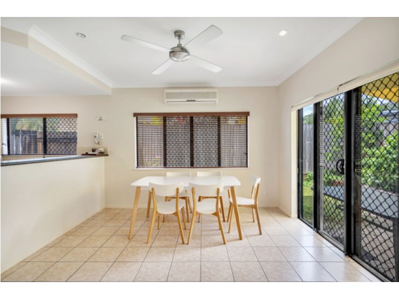 3/24-26 Old Smithfield Road, Freshwater QLD 4870