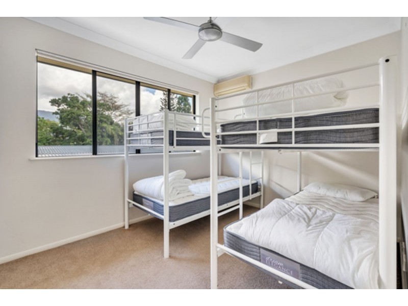 3/24-26 Old Smithfield Road, Freshwater QLD 4870