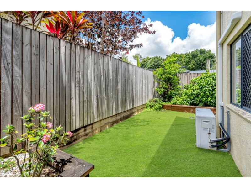 3/24-26 Old Smithfield Road, Freshwater QLD 4870