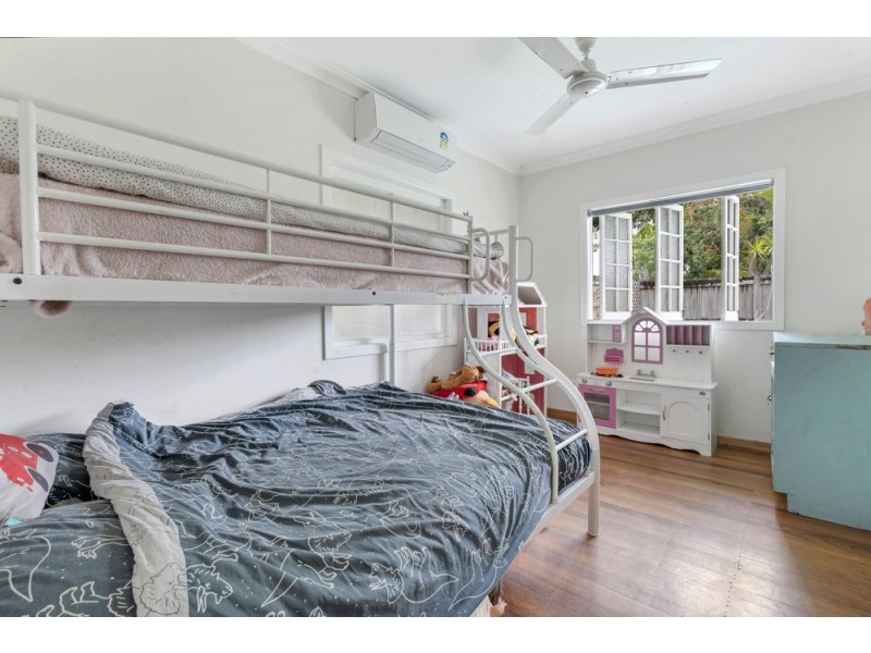 5 David Street, Manunda QLD 4870