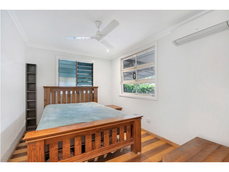 5 David Street, Manunda QLD 4870