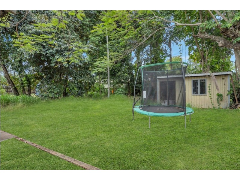 5 David Street, Manunda QLD 4870