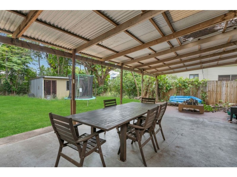 5 David Street, Manunda QLD 4870