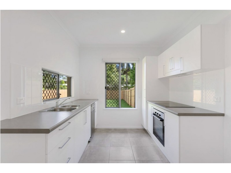 20 Macilwraith Street, Manoora QLD 4870