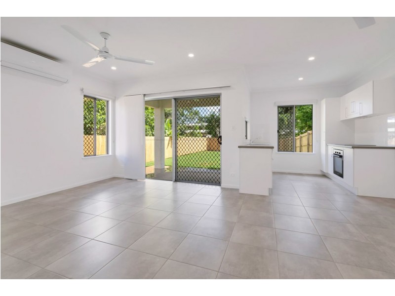 20 Macilwraith Street, Manoora QLD 4870