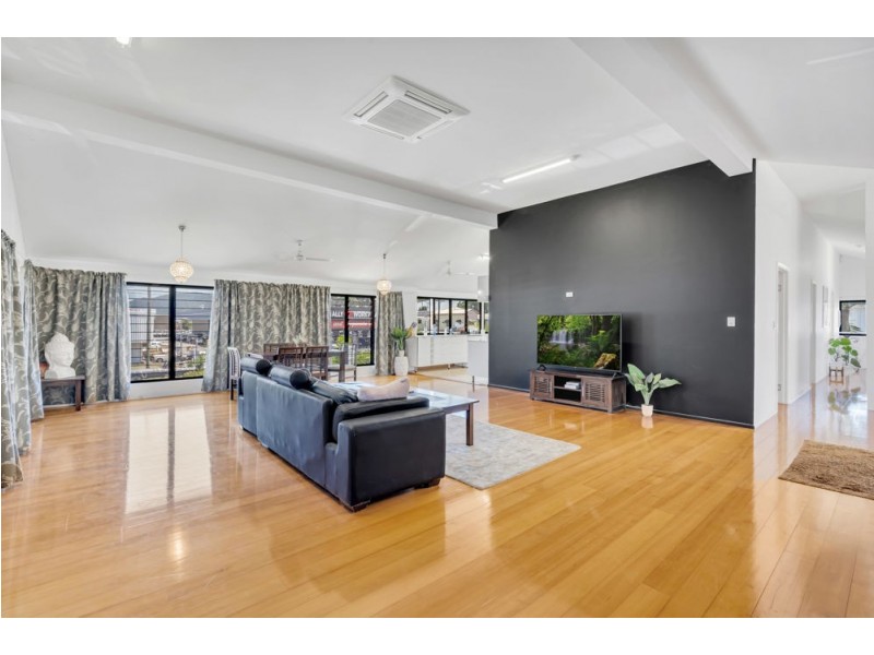 33 Edgar Street, Bungalow QLD 4870