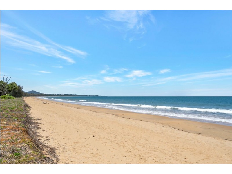 30 Pacific View Drive, Wongaling Beach QLD 4852 RE/MAX Real Estate