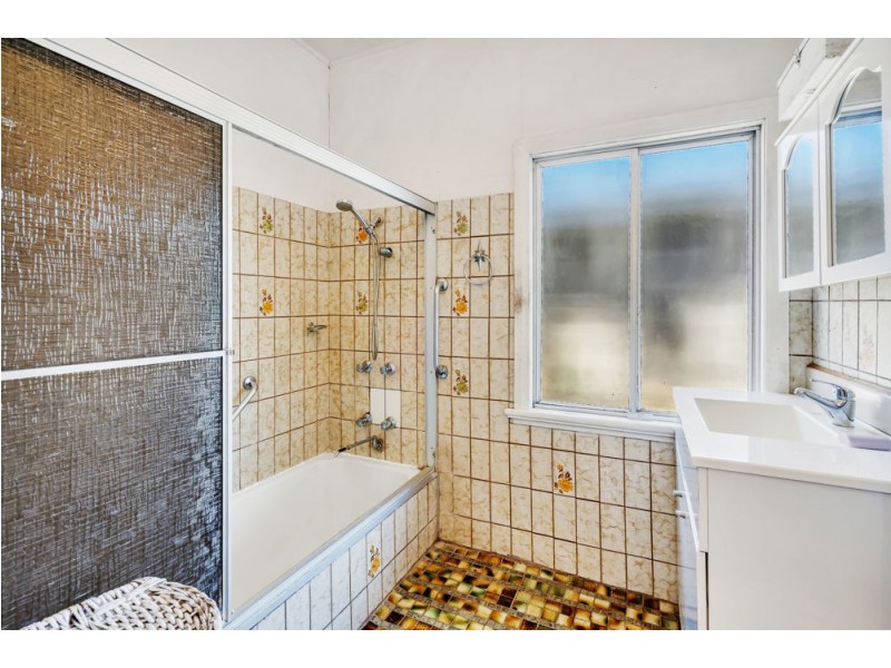 202 Lake Street, Cairns North QLD 4870