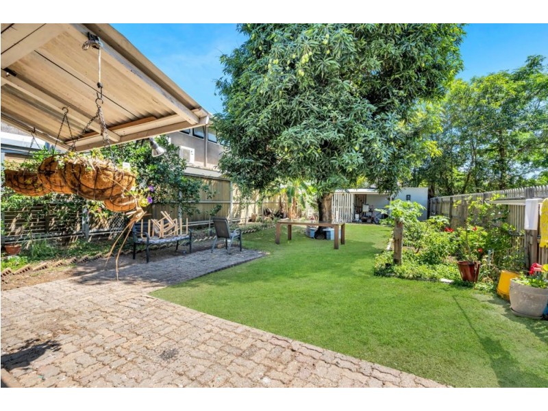 202 Lake Street, Cairns North QLD 4870