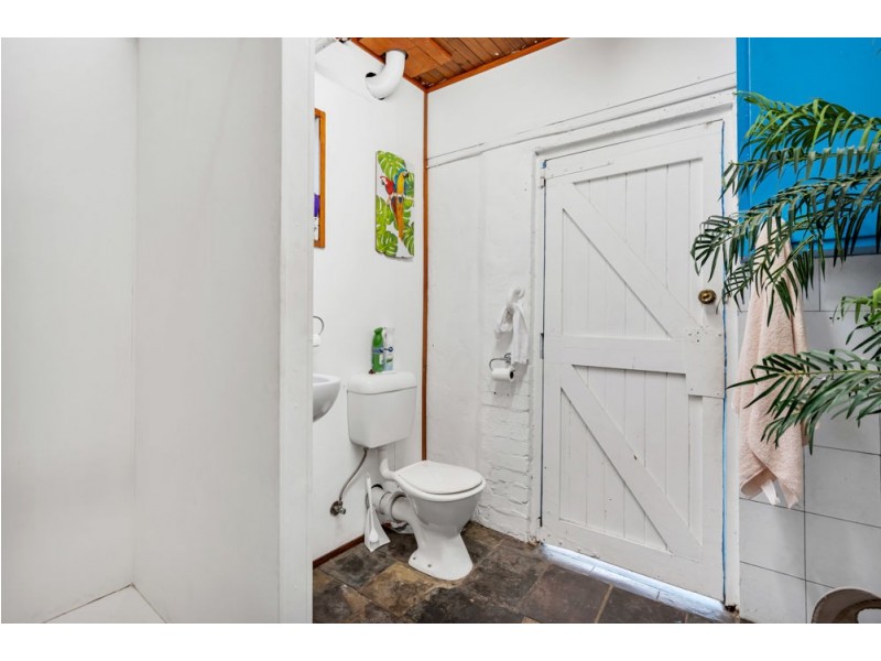 202 Lake Street, Cairns North QLD 4870