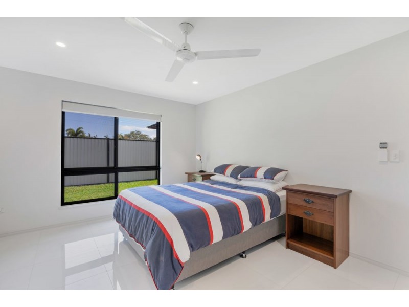 435 Varley Street, Yorkeys Knob QLD 4878