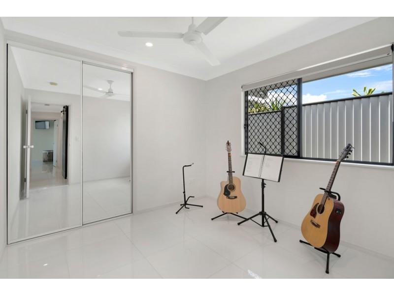 435 Varley Street, Yorkeys Knob QLD 4878