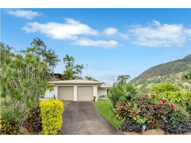 13 Sandpiper Court, Bayview Heights QLD 4868