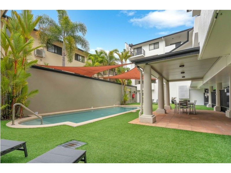 12/77 Spence Street, Cairns City QLD 4870
