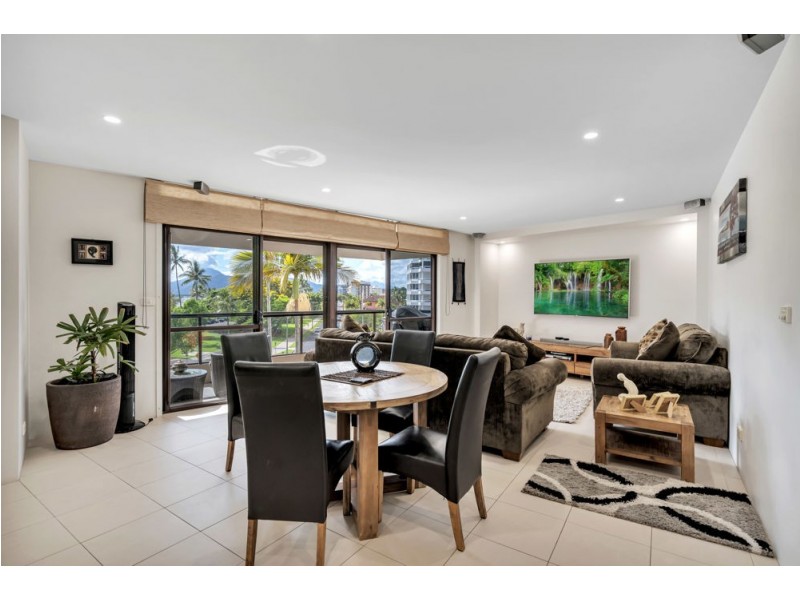 13/281-283 Esplanade, Cairns City QLD 4870