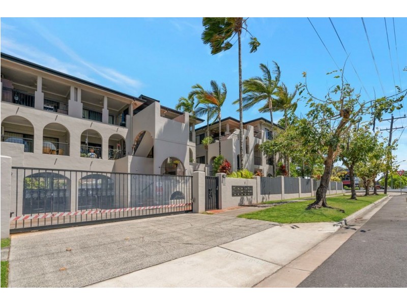 3/163 Buchan Street, Bungalow QLD 4870