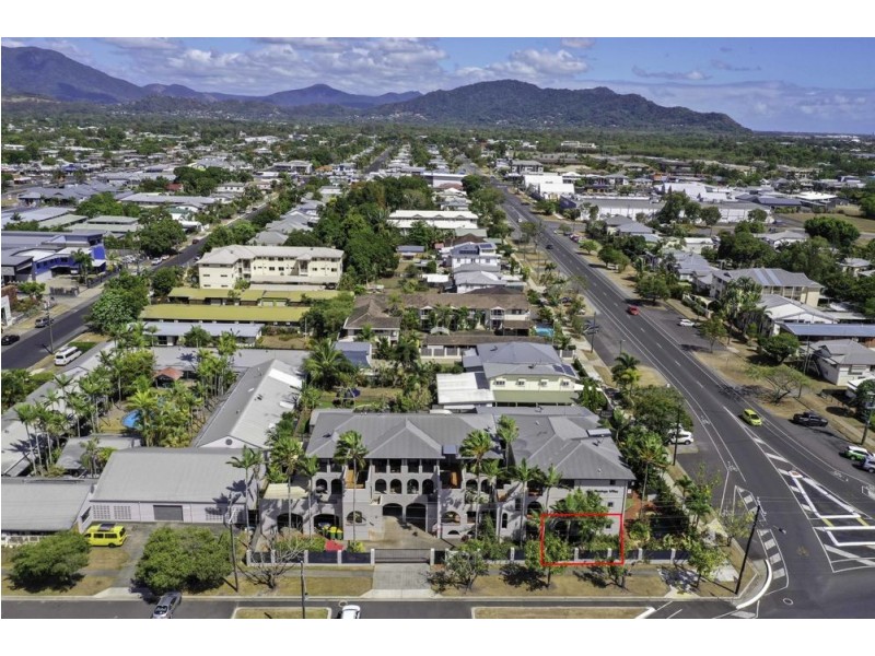 3/163 Buchan Street, Bungalow QLD 4870