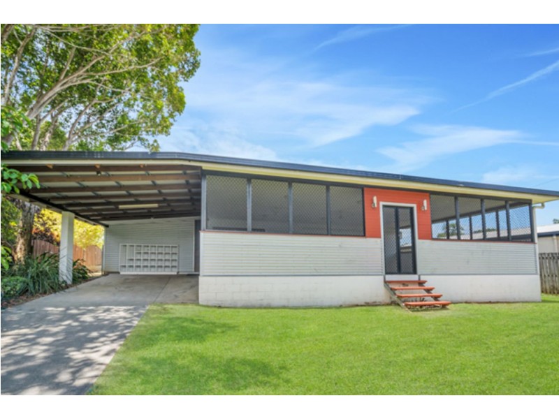 11 Arrunga Close, Woree QLD 4868