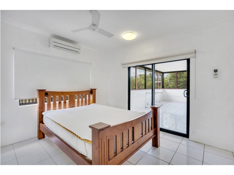 11 Arrunga Close, Woree QLD 4868