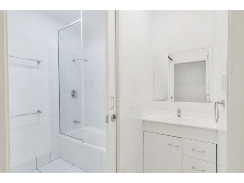 11 Arrunga Close, Woree QLD 4868