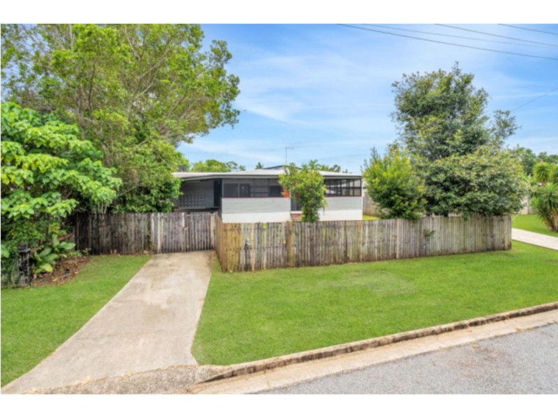 11 Arrunga Close, Woree QLD 4868