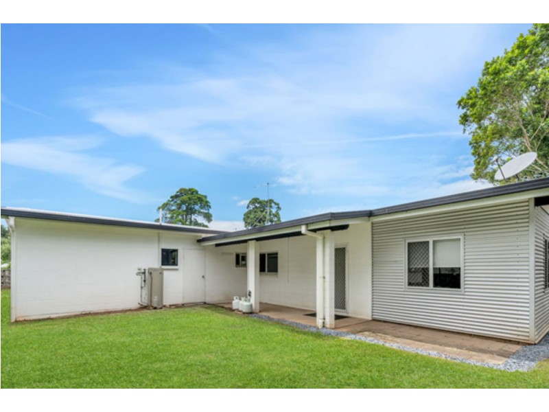 11 Arrunga Close, Woree QLD 4868