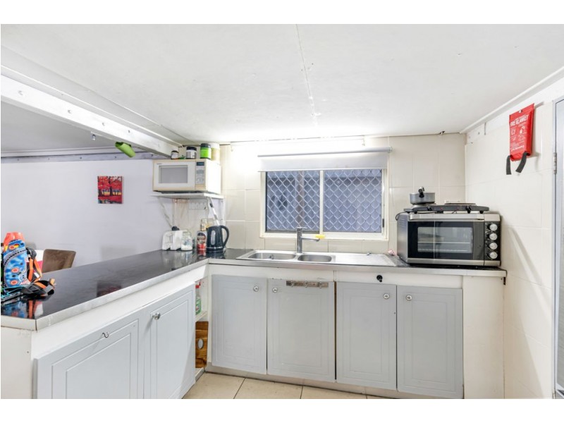 26 Loeven Street, Parramatta Park QLD 4870