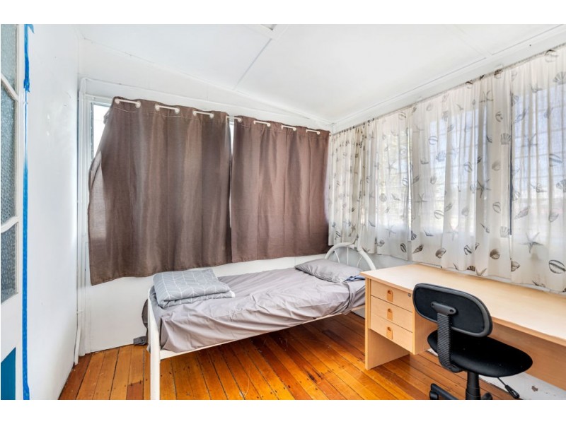 26 Loeven Street, Parramatta Park QLD 4870