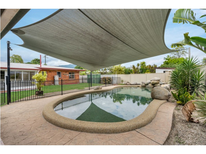 16 Jones Street, Westcourt QLD 4870