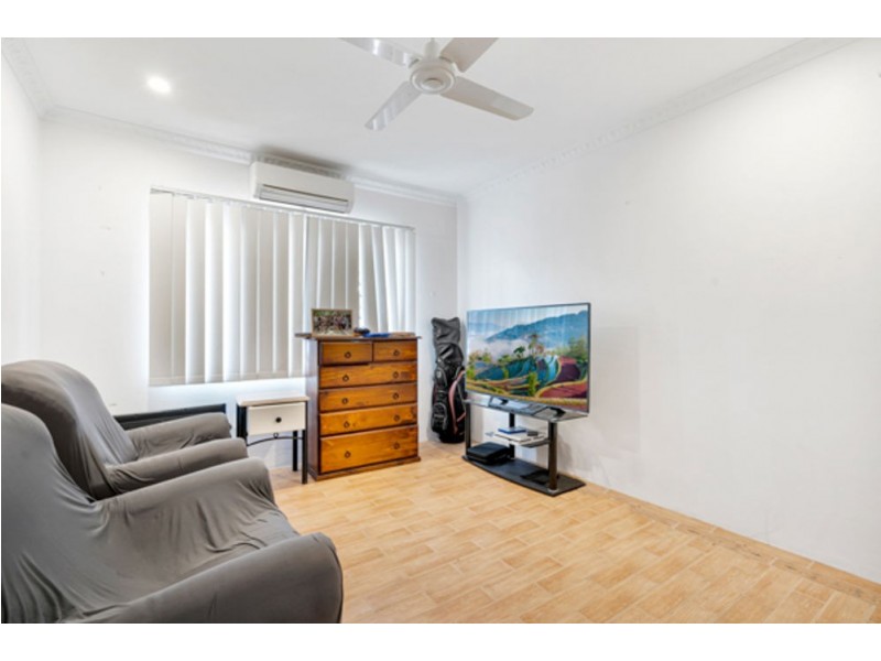 16 Jones Street, Westcourt QLD 4870