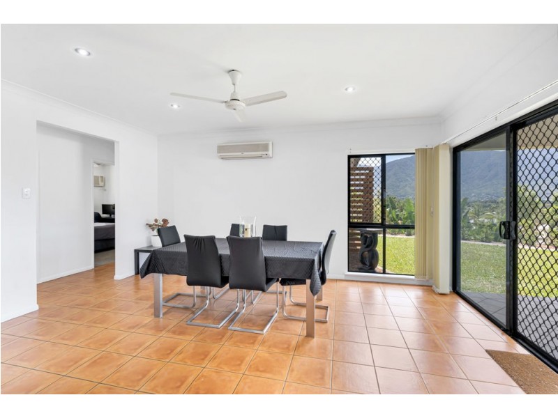 7 Playford Close, Brinsmead QLD 4870