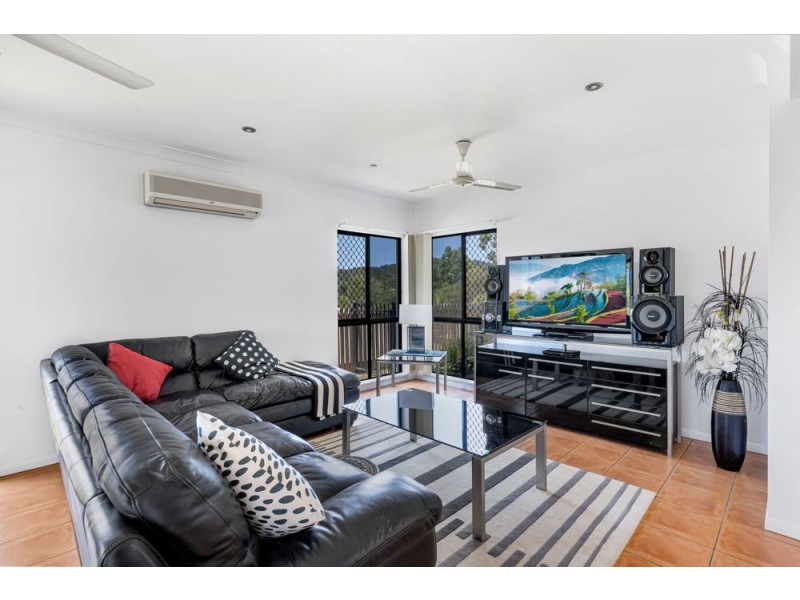 7 Playford Close, Brinsmead QLD 4870