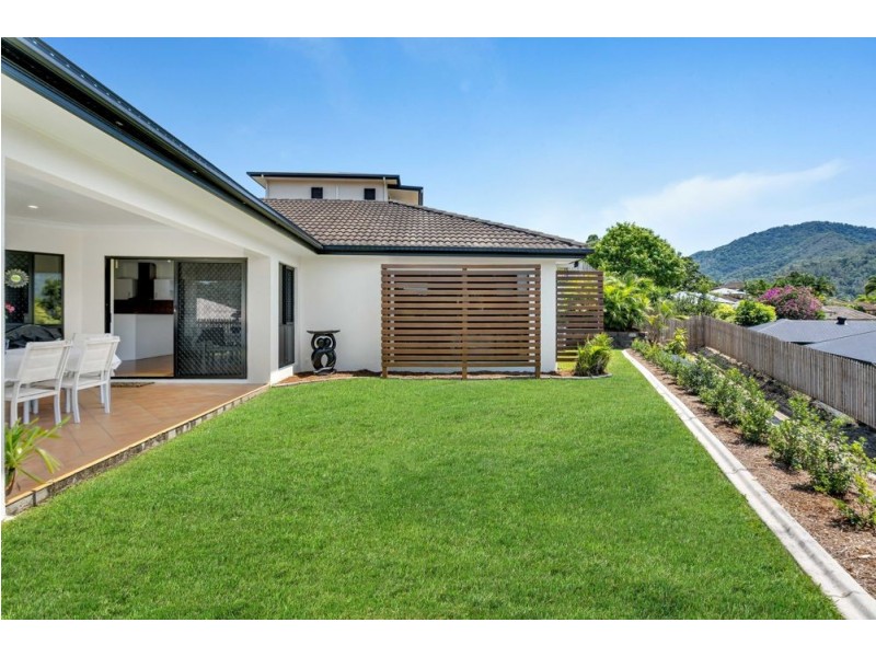 7 Playford Close, Brinsmead QLD 4870