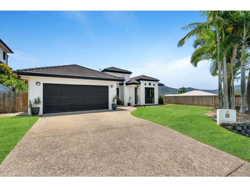 7 Playford Close, Brinsmead QLD 4870