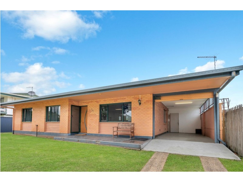 263 Pease Street, Edge Hill QLD 4870