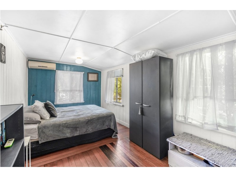 155 Jensen Street, Whitfield QLD 4870