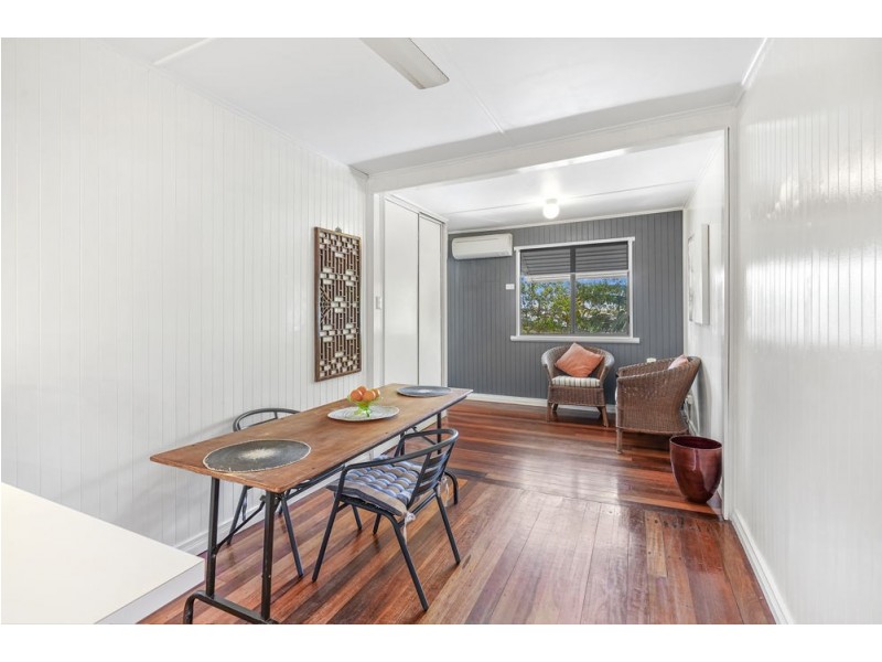 155 Jensen Street, Whitfield QLD 4870