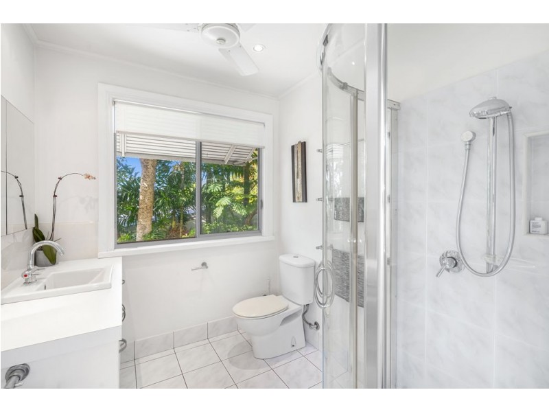 155 Jensen Street, Whitfield QLD 4870