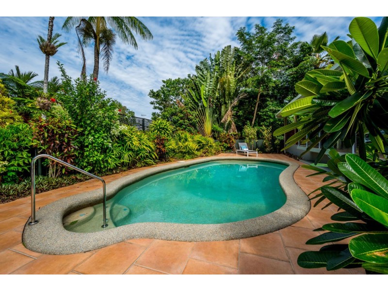 2 Benfer Court, Freshwater QLD 4870