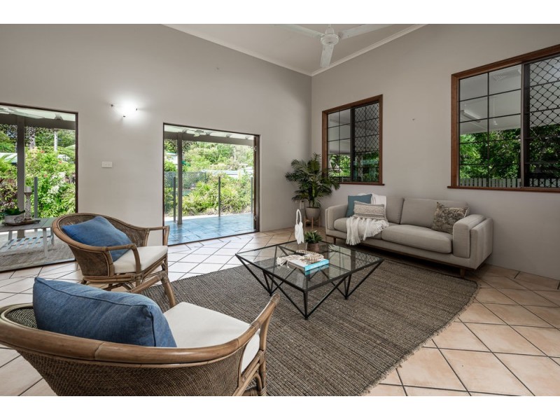 2 Benfer Court, Freshwater QLD 4870