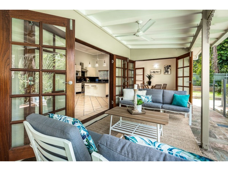 2 Benfer Court, Freshwater QLD 4870